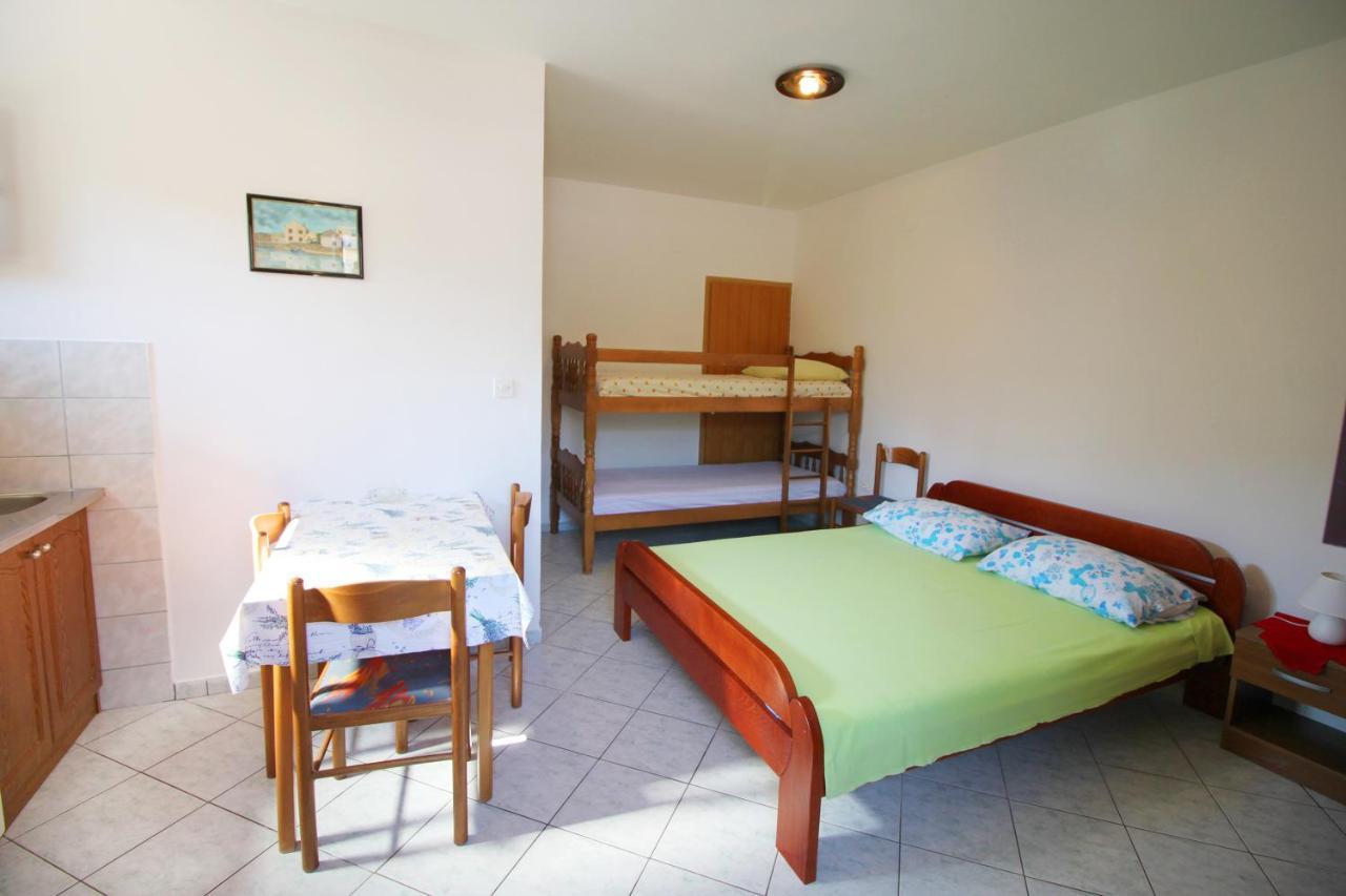 Apartmán Dubravka Dinjiška Exteriér fotografie
