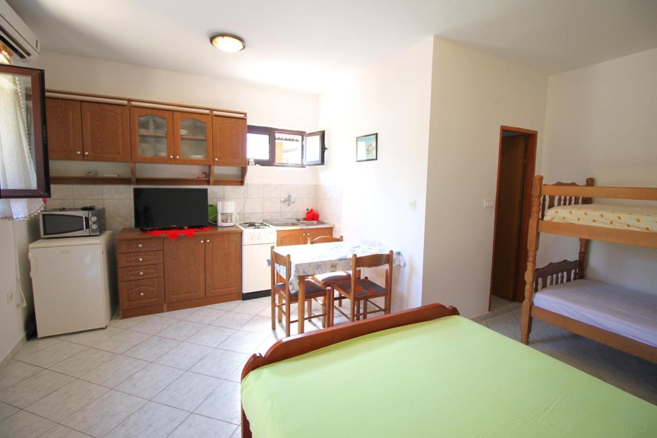 Apartmán Dubravka Dinjiška Exteriér fotografie