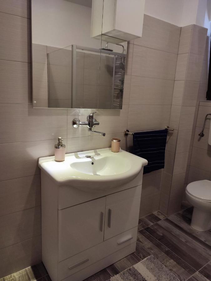 Apartmán Dubravka Dinjiška Exteriér fotografie