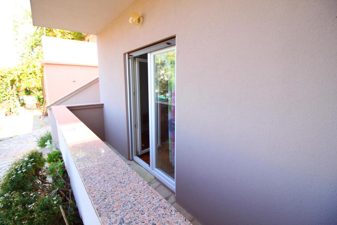 Apartmán Dubravka Dinjiška Exteriér fotografie